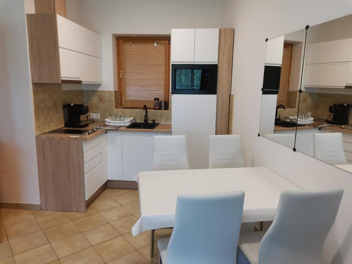 Simon Apartman Балатонлелле Екстер'єр фото